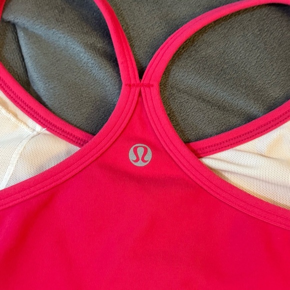 Lululemon Power Y Tank
Jewelled Magenta

#106 - Picture 7 of 9
